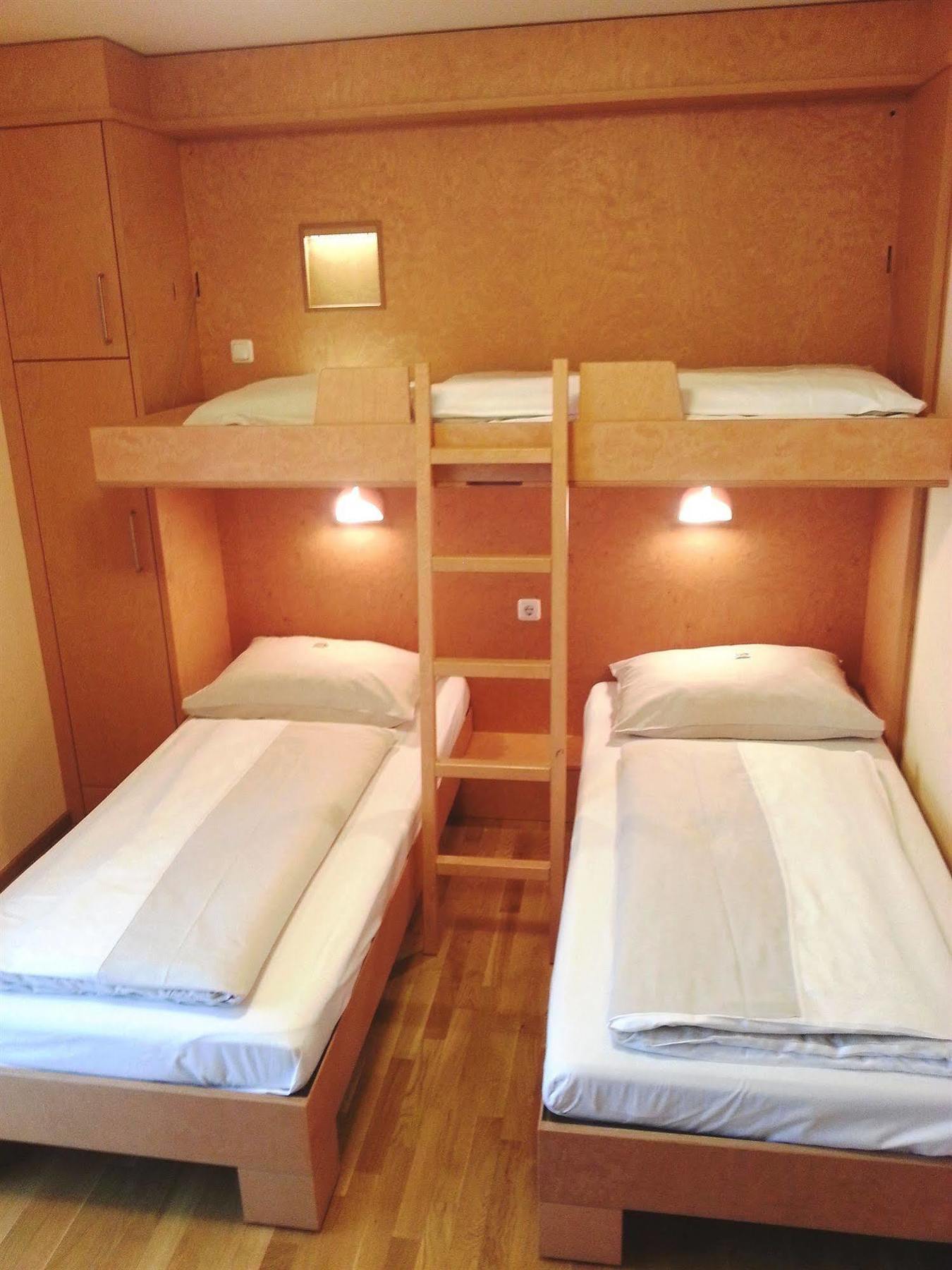 Jufa Hotel Fuerstenfeld Ngoại thất bức ảnh