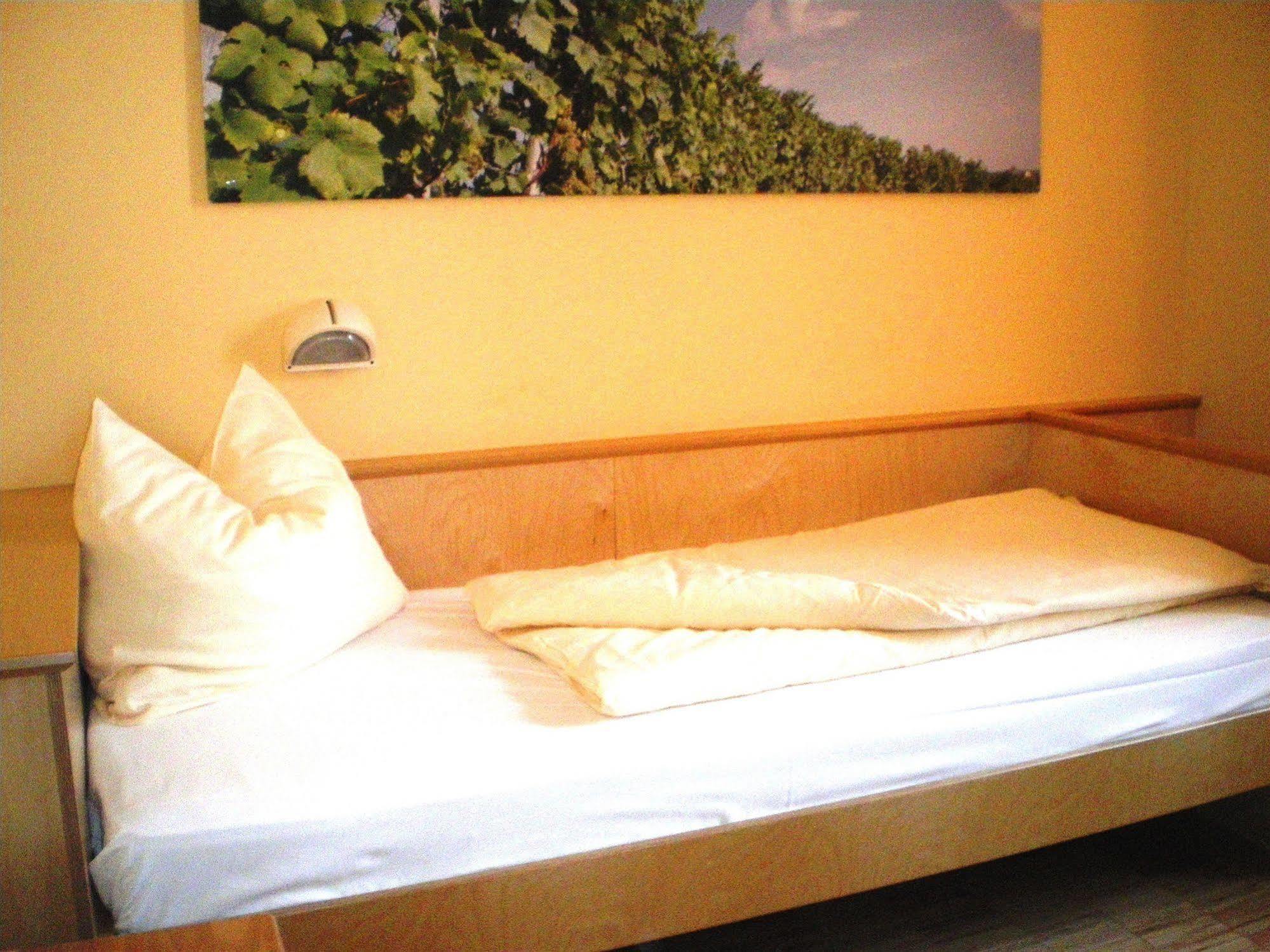 Jufa Hotel Fuerstenfeld Ngoại thất bức ảnh