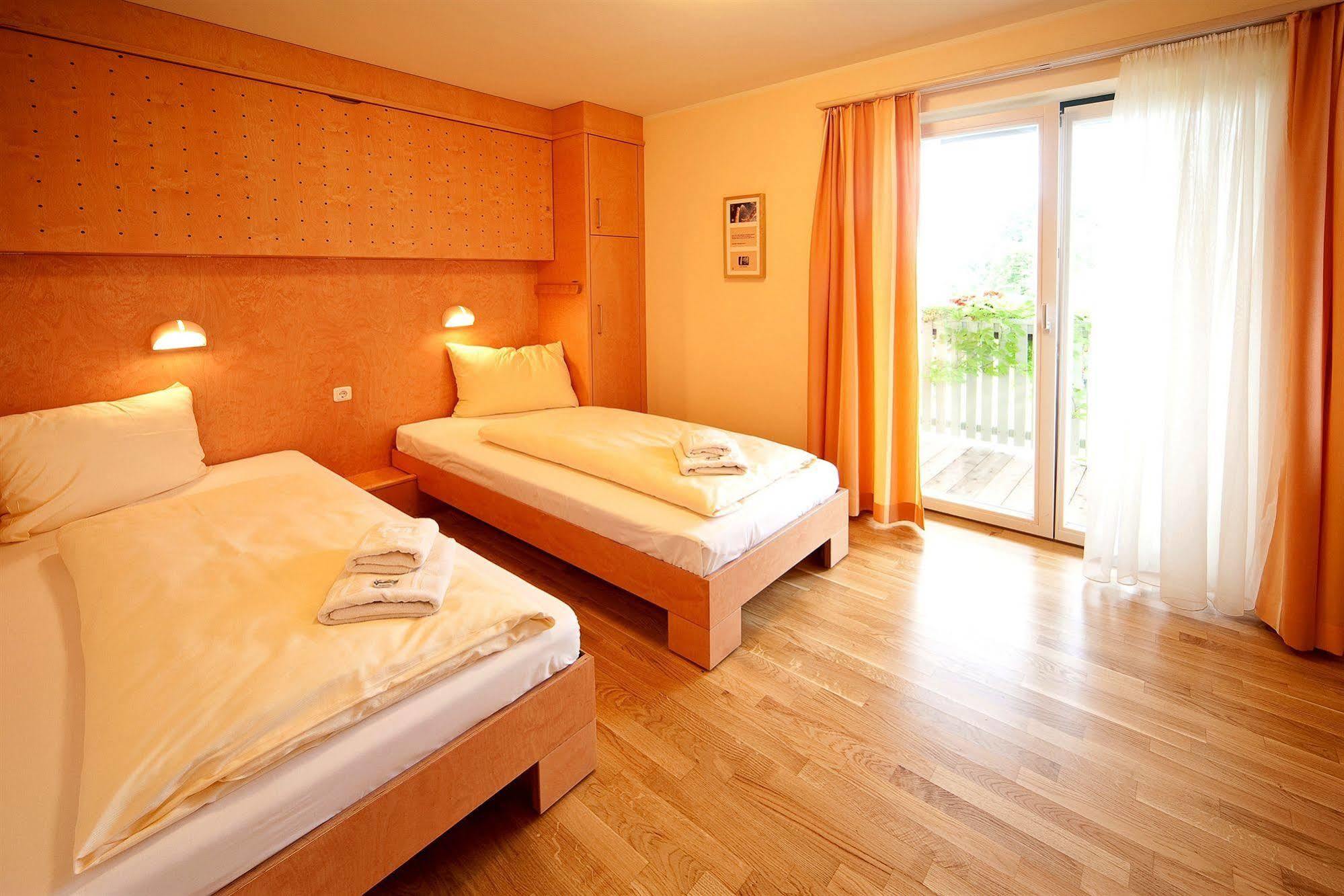 Jufa Hotel Fuerstenfeld Ngoại thất bức ảnh