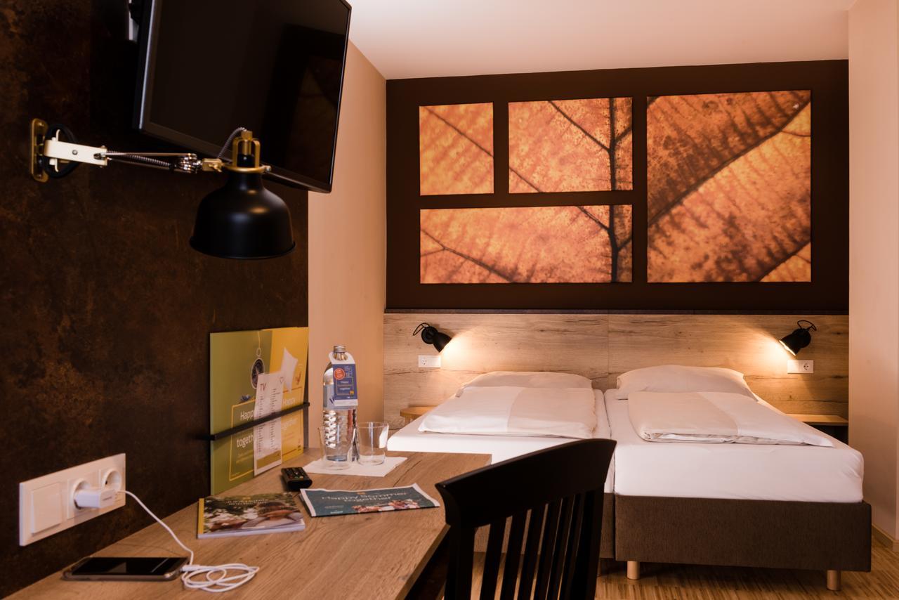 Jufa Hotel Fuerstenfeld Ngoại thất bức ảnh